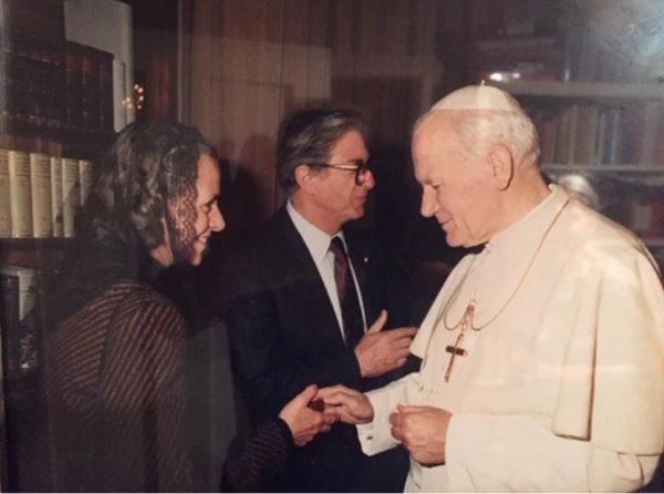 Mr. & Mrs. James Likoudis meet with St. John-Paul II